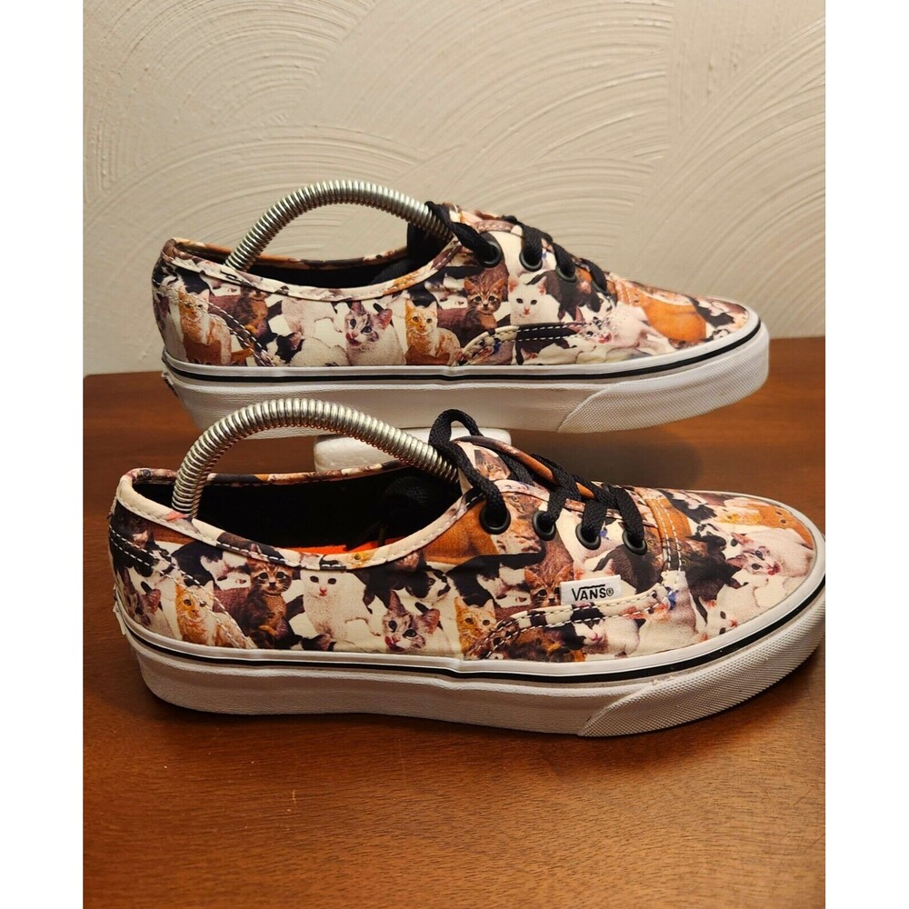 VANS Authentic ASPCC Cats Low Top Multicolor Cats Womens Sizr 7.5 Seldom Worn